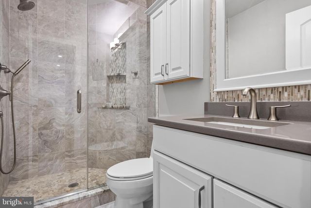 38 MILFORD DR, Marlton, NJ 08053