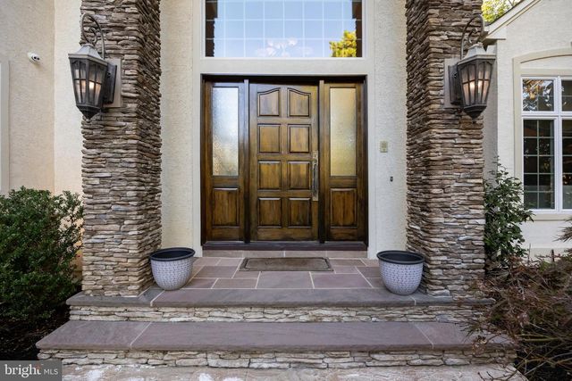 38 MILFORD DR, Marlton, NJ 08053