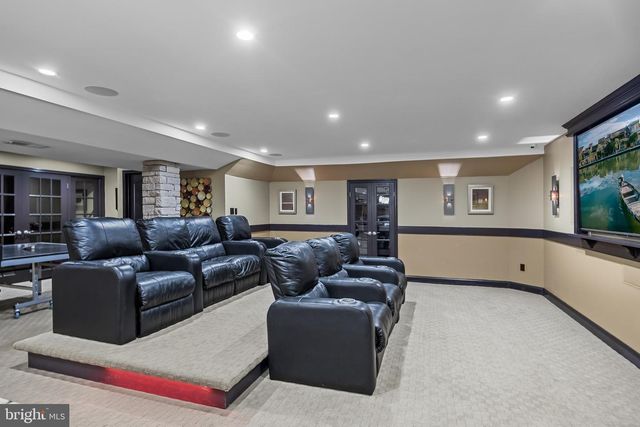 38 MILFORD DR, Marlton, NJ 08053