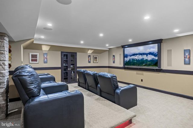 38 MILFORD DR, Marlton, NJ 08053