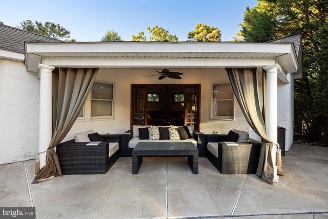 38 MILFORD DR, Marlton, NJ 08053