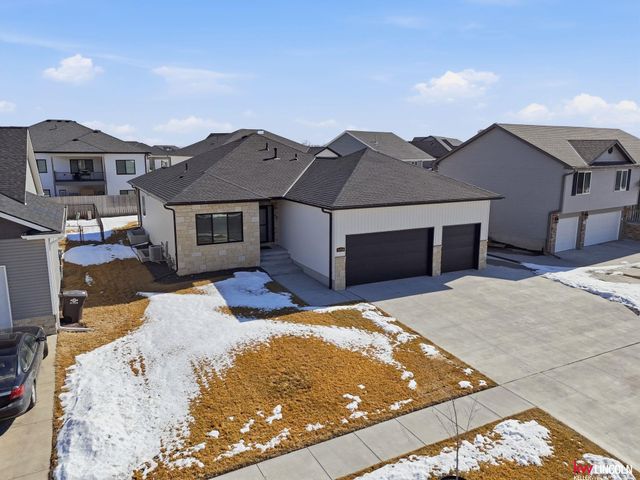 11710 N 142 Street, Waverly, NE 68462