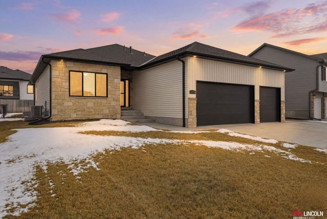 11710 N 142 Street, Waverly, NE 68462