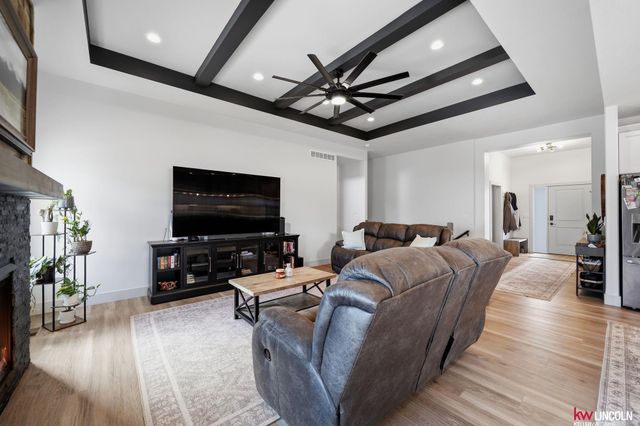 11710 N 142 Street, Waverly, NE 68462