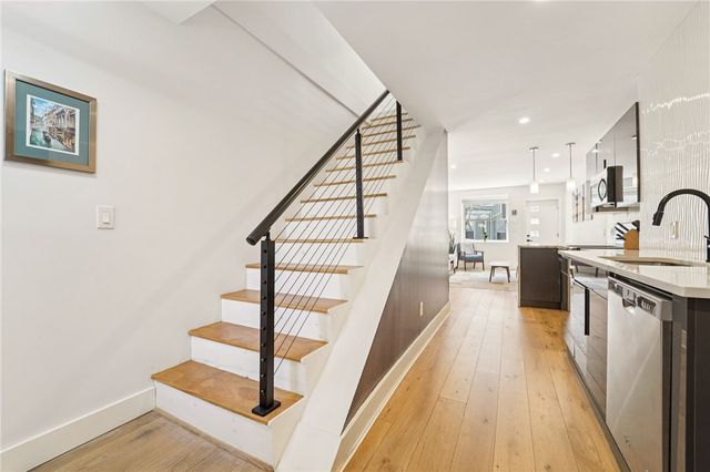 317 39th St, Lawrenceville, PA 15201