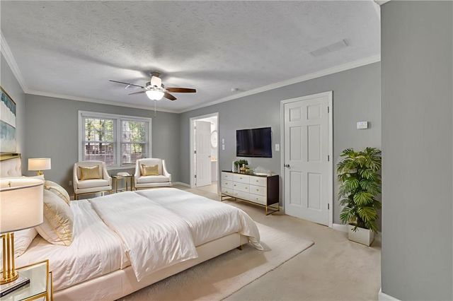 835 Lakeshore NW Drive, Berkeley Lake, GA 30096
