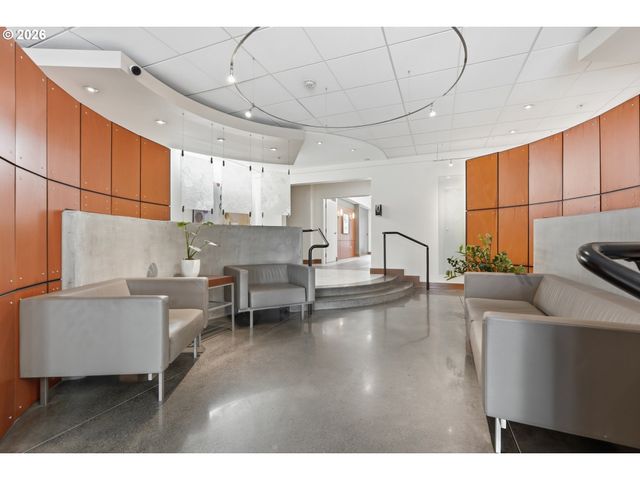 2350 Nw SAVIER St B214, Portland, OR 97210
