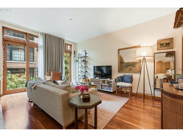 2350 Nw SAVIER St B214, Portland, OR 97210