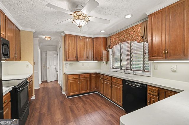 150 Stratford Way, Fayetteville, GA 30214