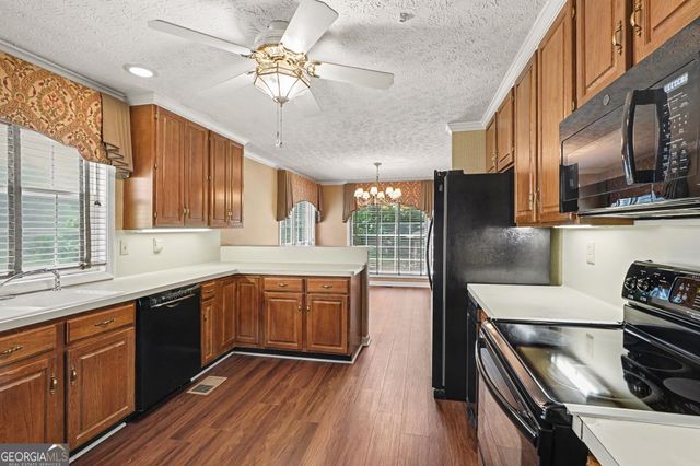 150 Stratford Way, Fayetteville, GA 30214
