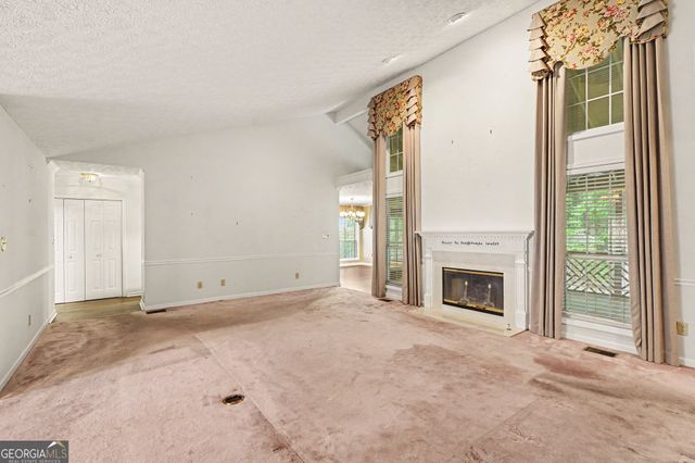 150 Stratford Way, Fayetteville, GA 30214