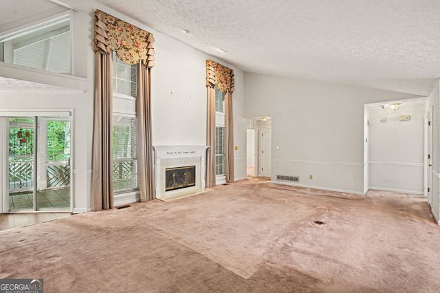 150 Stratford Way, Fayetteville, GA 30214