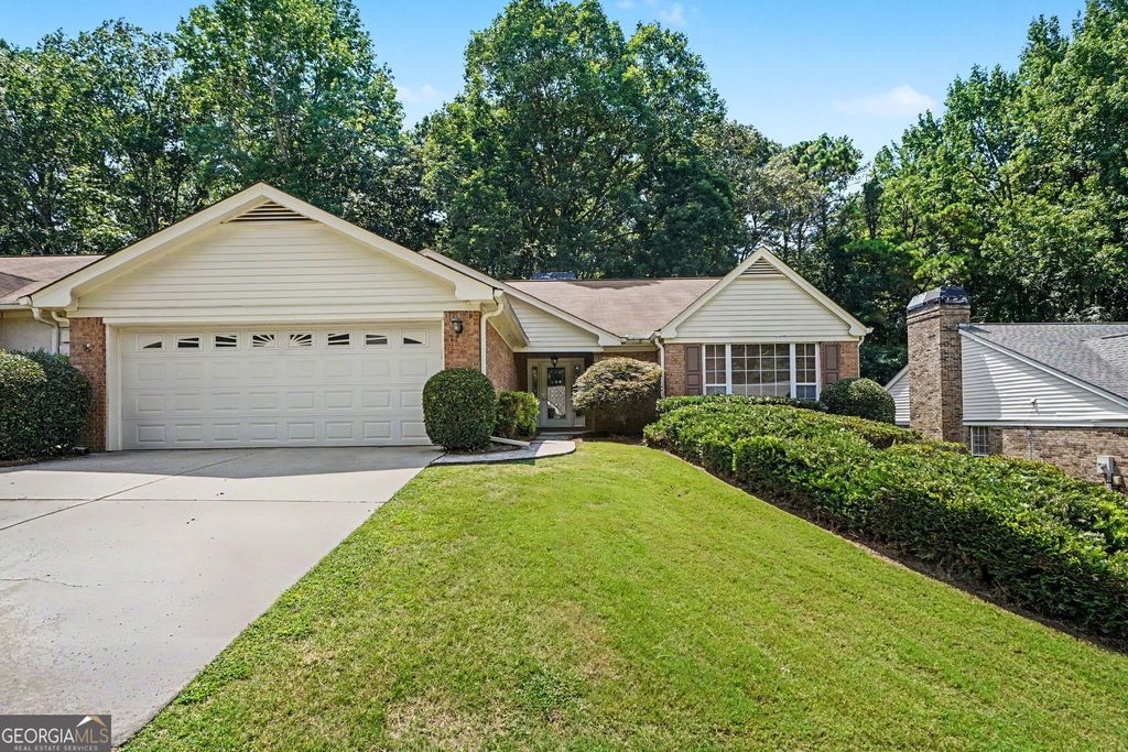 150 Stratford Way, Fayetteville, GA 30214