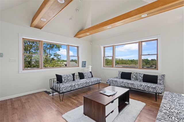 55 West End Avenue, East Quogue, NY 11942