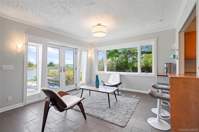 55 West End Avenue, East Quogue, NY 11942