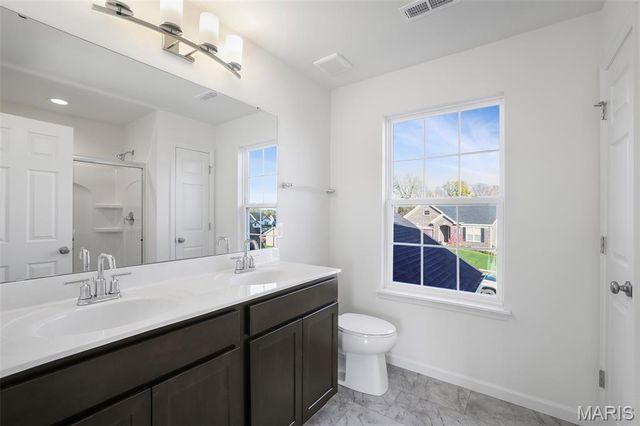 1021 Westhaven Boulevard, Wentzville, MO 63385