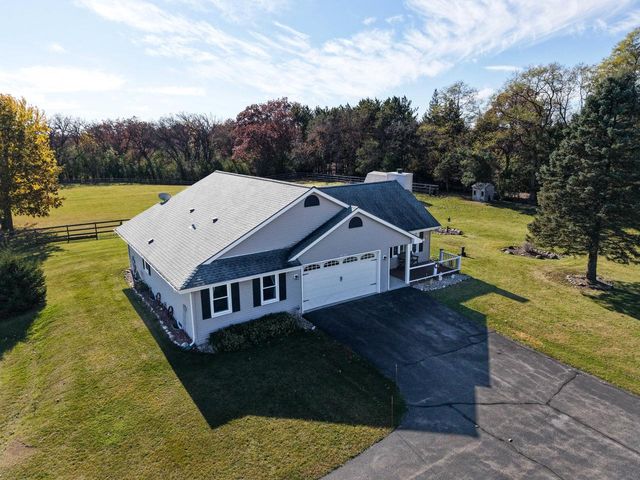 S102W32709 County Road LO, Mukwonago, WI 53149