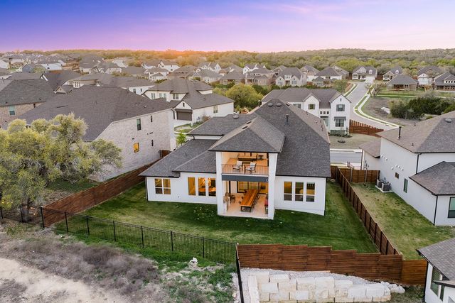 7505 Becasseau DR, Austin, TX 78738
