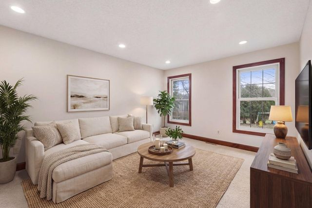 19440 Vine Ridge Road, Shorewood, MN 55331