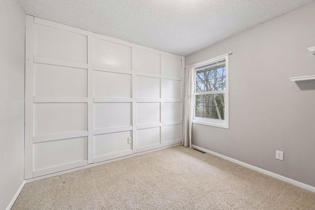 19440 Vine Ridge Road, Shorewood, MN 55331