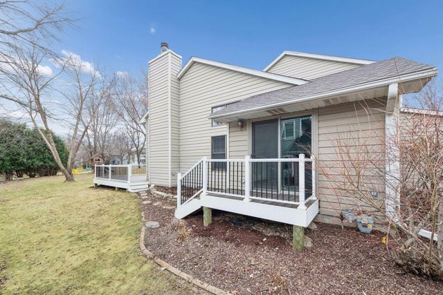 19440 Vine Ridge Road, Shorewood, MN 55331