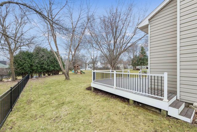 19440 Vine Ridge Road, Shorewood, MN 55331