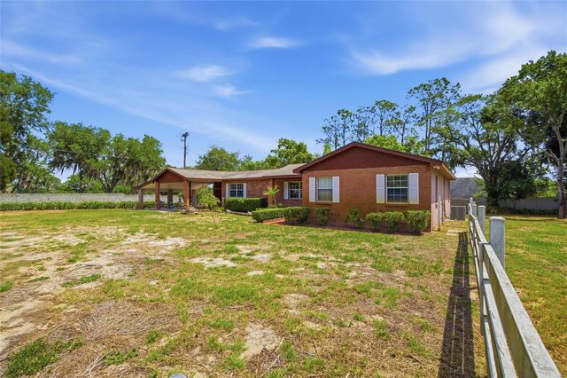 1405 SEFFNER VALRICO ROAD, Seffner, FL 33584
