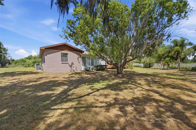 1405 SEFFNER VALRICO ROAD, Seffner, FL 33584