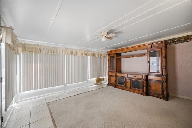 1405 SEFFNER VALRICO ROAD, Seffner, FL 33584