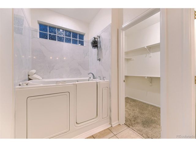 7372 S Mobile St, Aurora, CO 80016