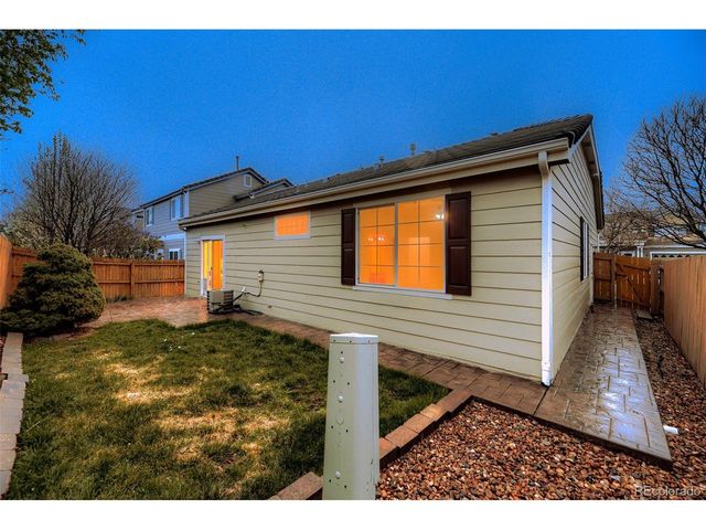 7372 S Mobile St, Aurora, CO 80016