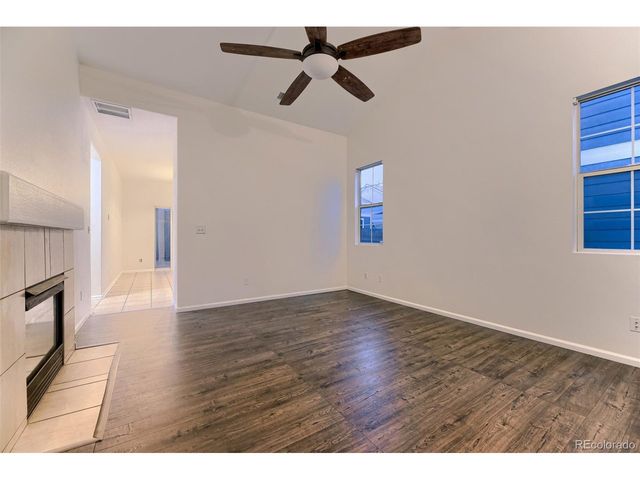 7372 S Mobile St, Aurora, CO 80016