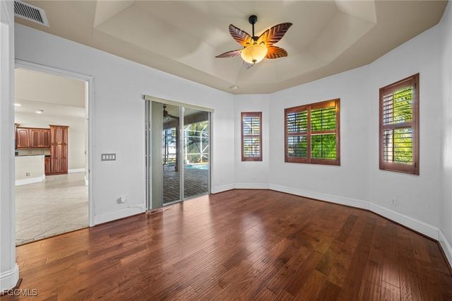 3237 Yucatan PKWY, Cape Coral, FL 33993