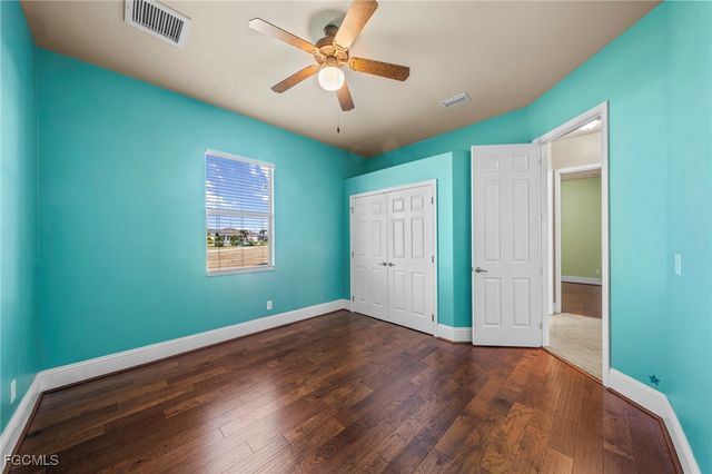 3237 Yucatan PKWY, Cape Coral, FL 33993