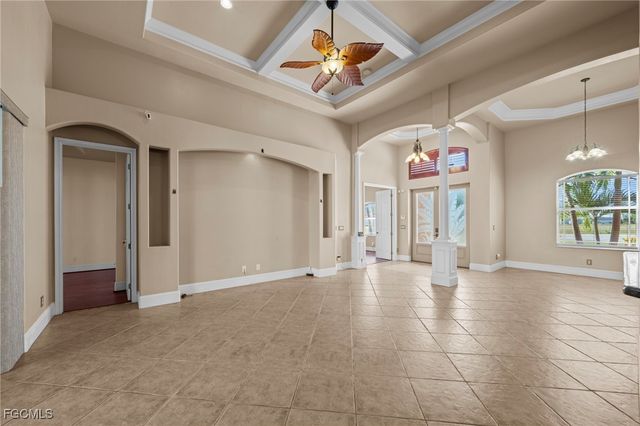 3237 Yucatan PKWY, Cape Coral, FL 33993