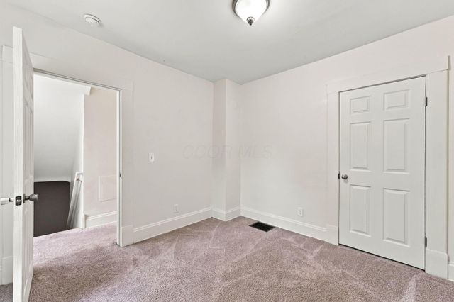 1618 Pembroke Avenue, Columbus, OH 43203