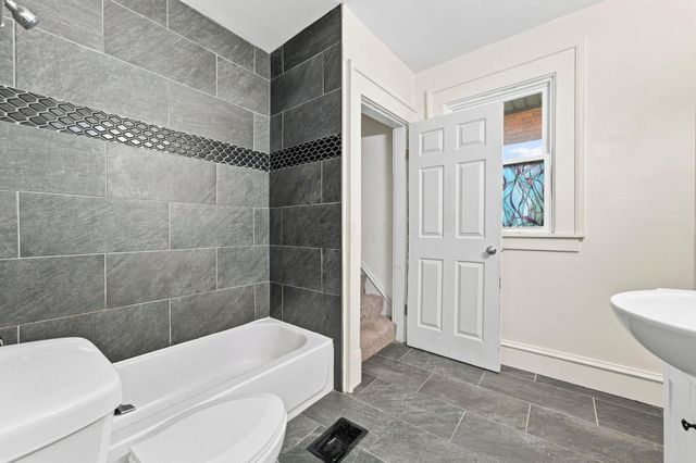 1618 Pembroke Avenue, Columbus, OH 43203