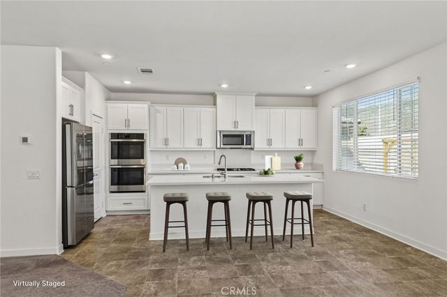 16750 Yarrow Lane, Fontana, CA 92336