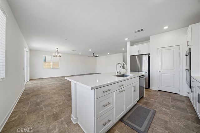 16750 Yarrow Lane, Fontana, CA 92336