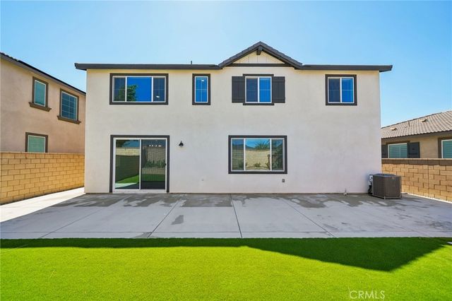 16750 Yarrow Lane, Fontana, CA 92336