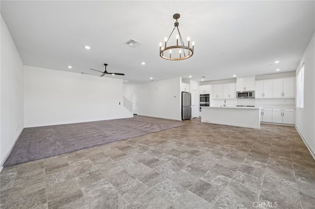 16750 Yarrow Lane, Fontana, CA 92336