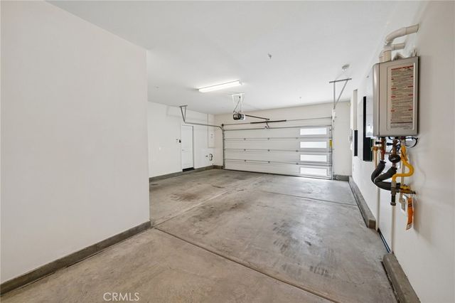 16750 Yarrow Lane, Fontana, CA 92336