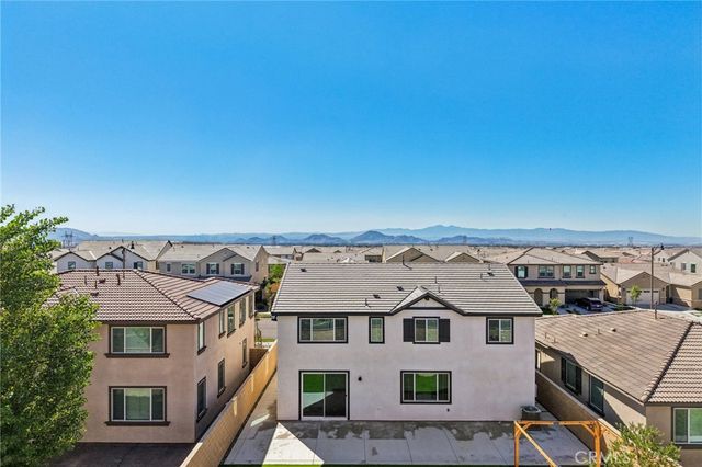 16750 Yarrow Lane, Fontana, CA 92336
