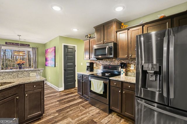 225 Cole Forest Boulevard, Barnesville, GA 30204