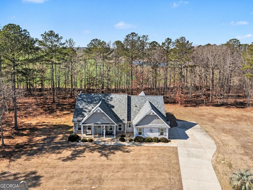 225 Cole Forest Boulevard, Barnesville, GA 30204