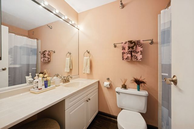70 W Huron Street 708, Chicago, IL 60654