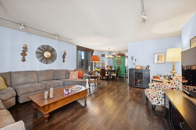 70 W Huron Street 708, Chicago, IL 60654