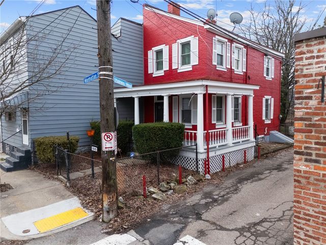 1515 Manhattan St, Manchester, PA 15233