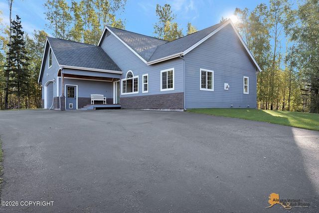 3928 N Inspiration Loop, Wasilla, AK 99654