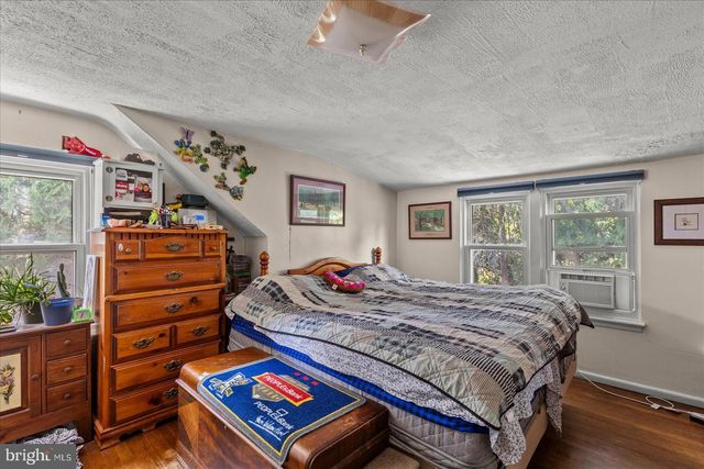 762 PRIORITY RD, York, PA 17404